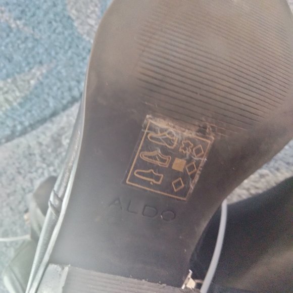 ankle booties - Picture 5 of 10